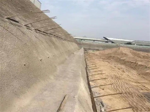 屯留河道边坡加固